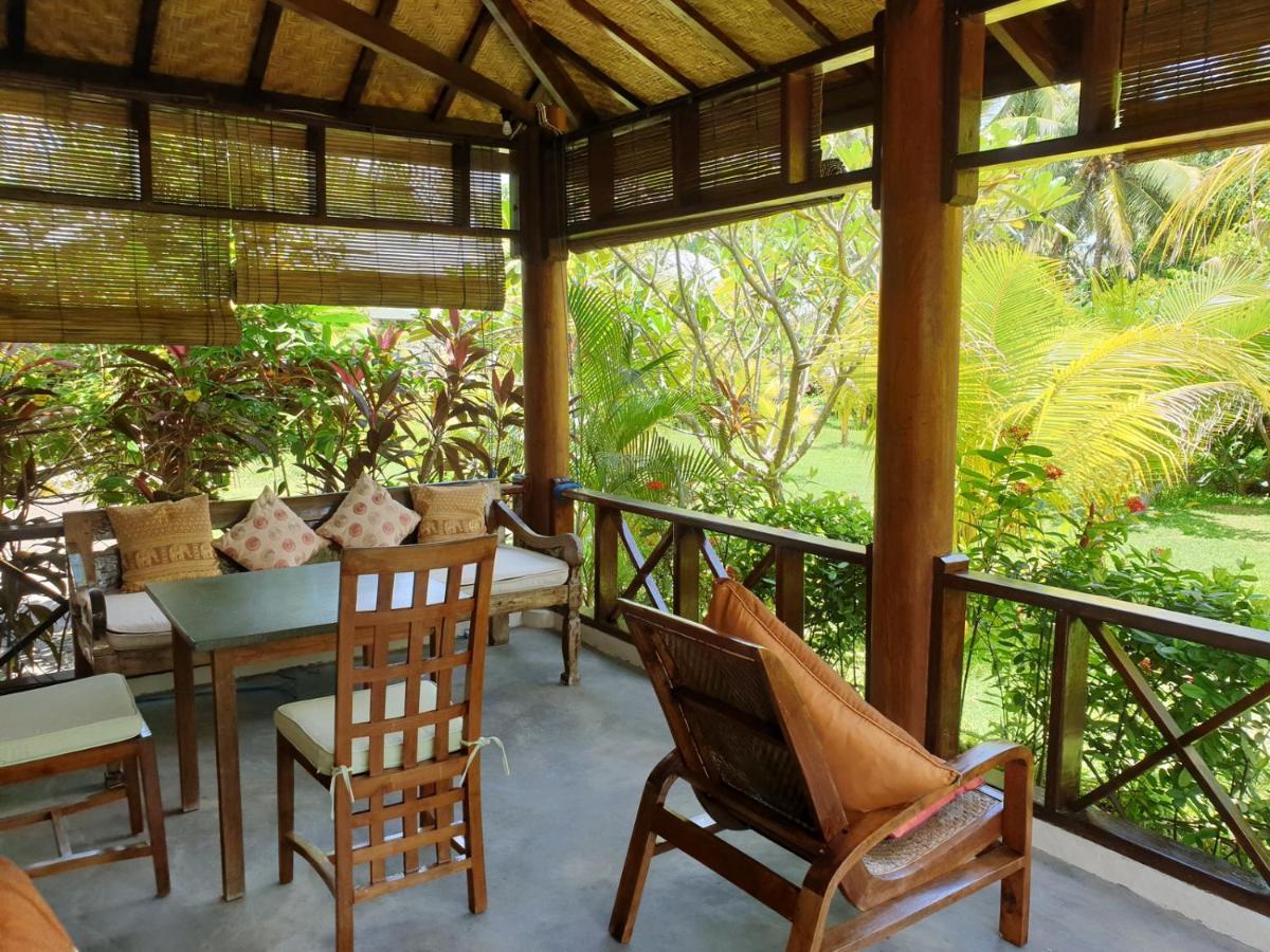 Waiara Village Guesthouse Maumere Dış mekan fotoğraf