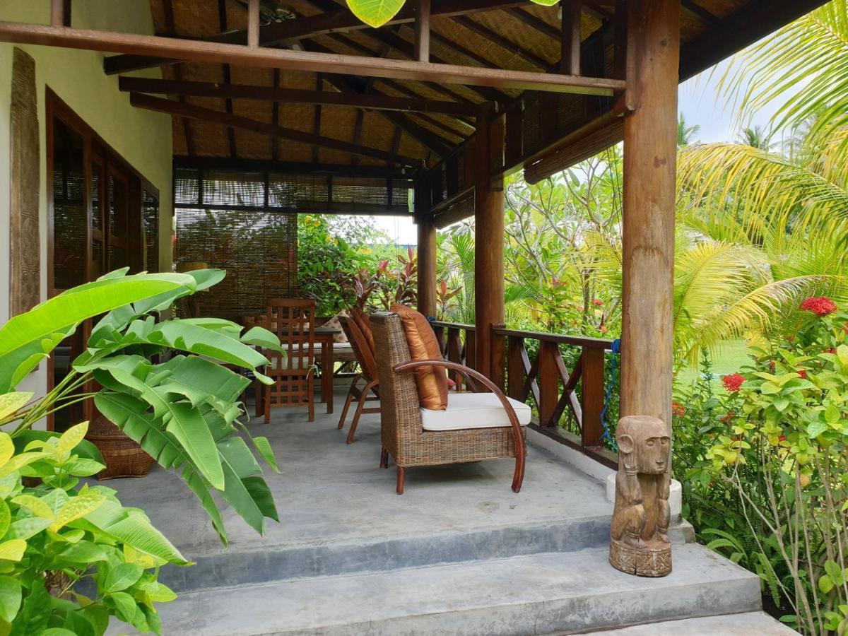 Waiara Village Guesthouse Maumere Dış mekan fotoğraf